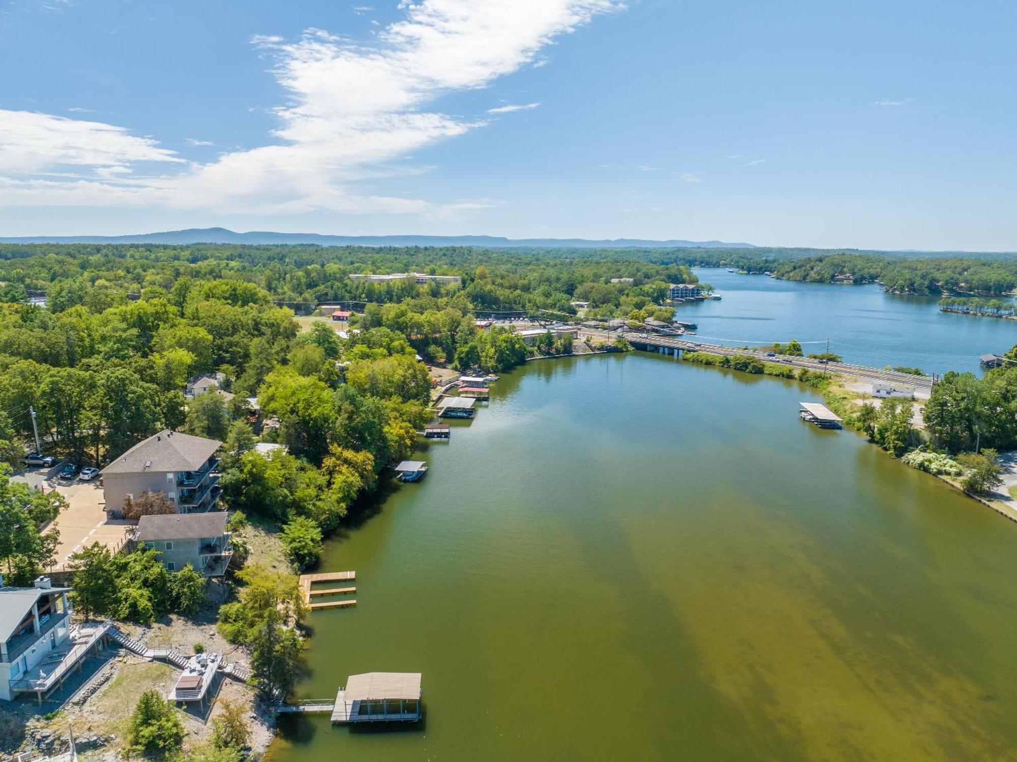 Ember'S View, Spa City Jewel- Lovely Lake Condo Hot Springs Luaran gambar